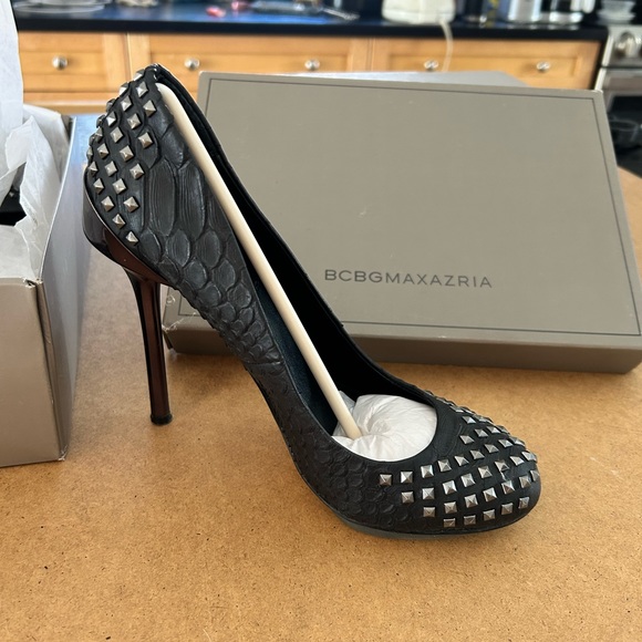 MA-PIATRA,  BLACK GLAZED PYTHON,  8.5 medium width, - Picture 4 of 10